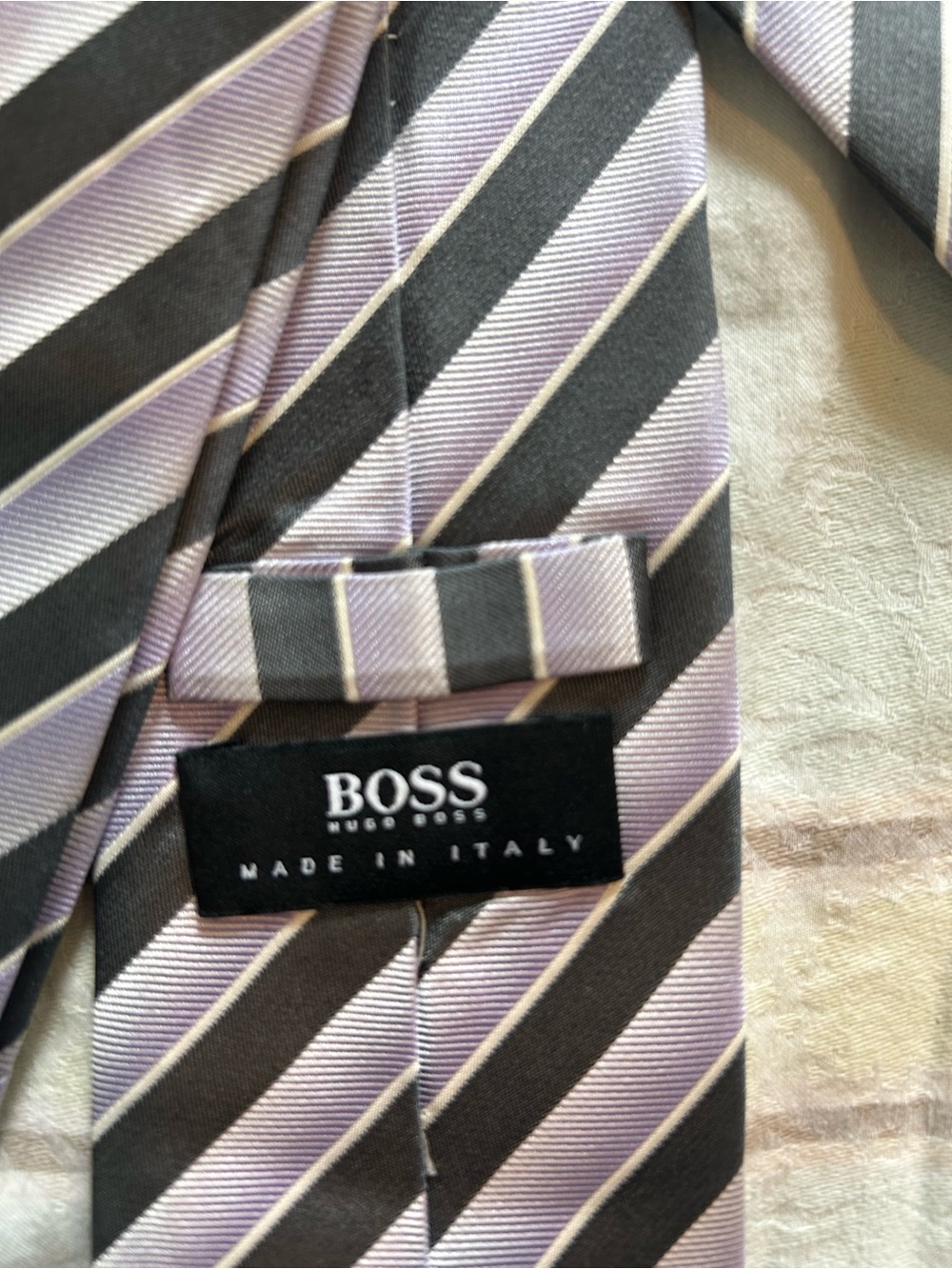 Hugo Boss Silk Tie Italy Lilac and Gray EUC